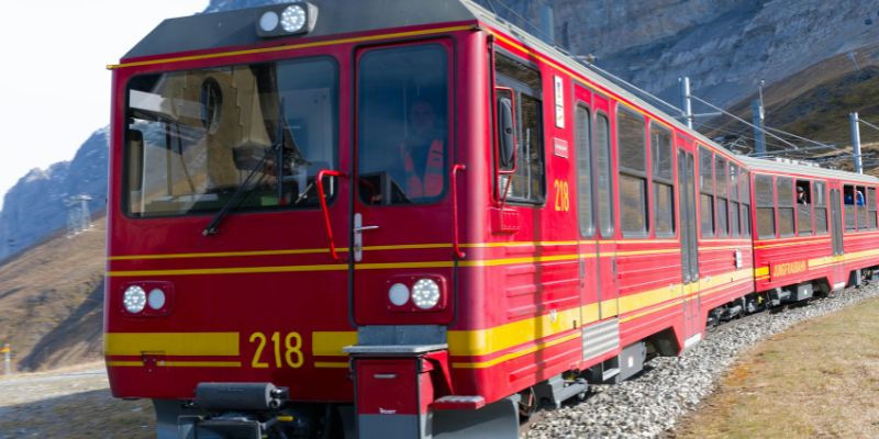 Bongvip - Luận Giải Giấc Mơ Thấy Tàu Hỏa Và Con Số May Mắn